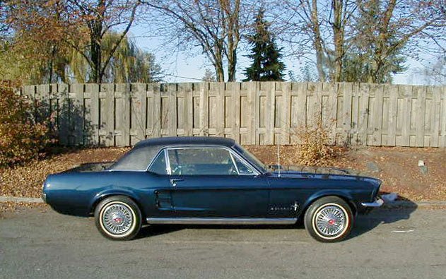 1967 Ford mustang nightmist blue